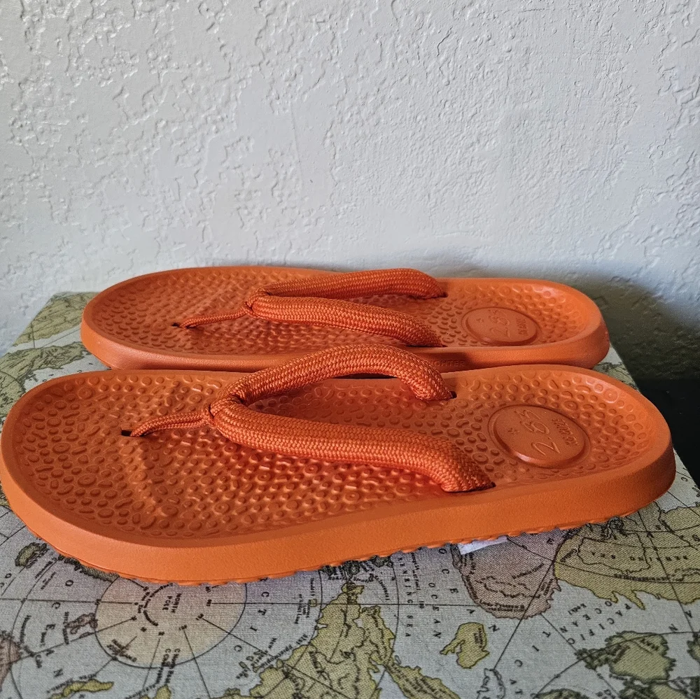 Allbirds orange 🍊 flip flops size‎ 9-9.5